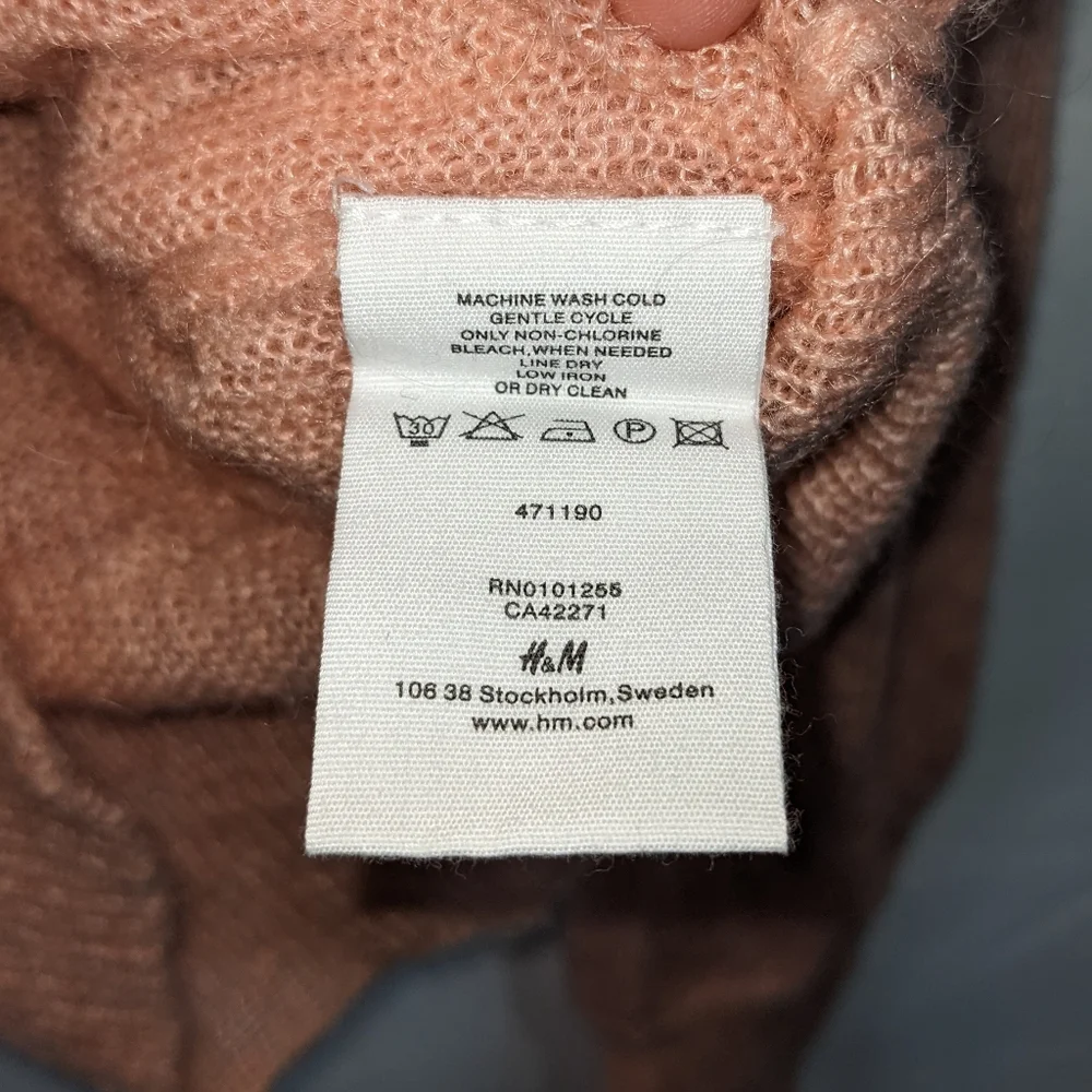 H&M Divided Peach Mohair Blend Open Knit Long Sleeve Sweater Size 6 Small - Picture 7 of 9
